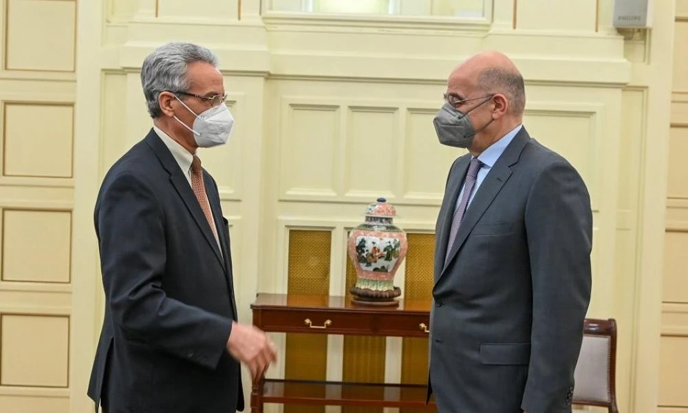 Νίκος Δένδιας: Συνάντηση με τον πρέσβη της Αλγερίας